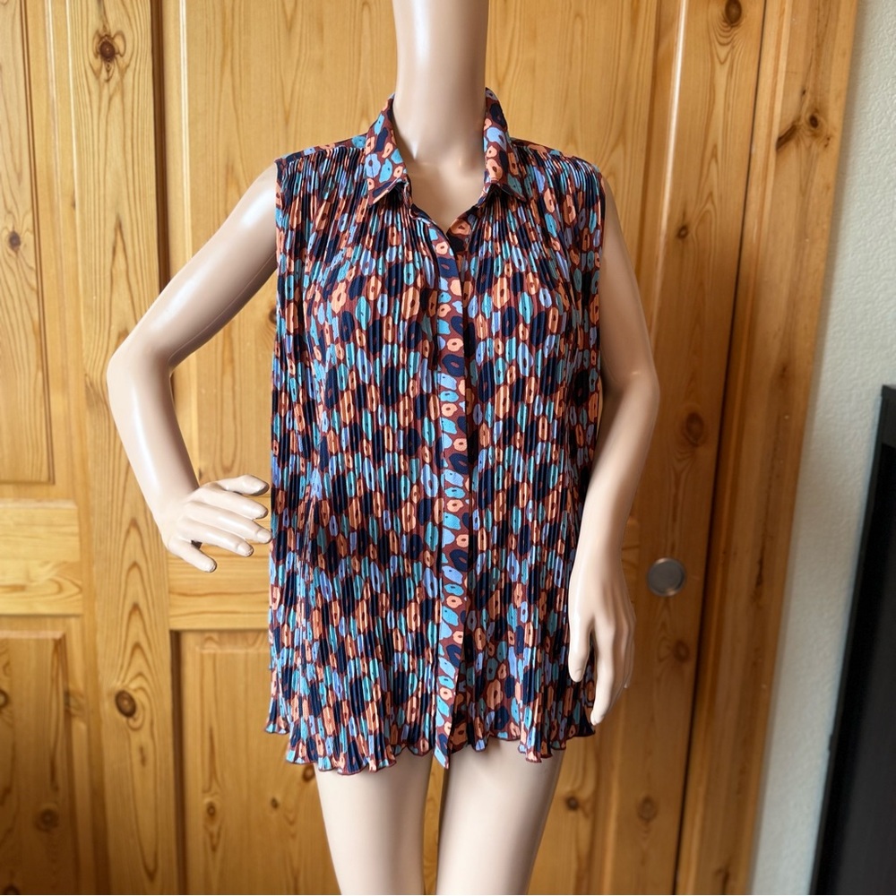 Wildfang The Empower Plisse Boxy Button Up Blouse Top XL Pleated Sleeveless
